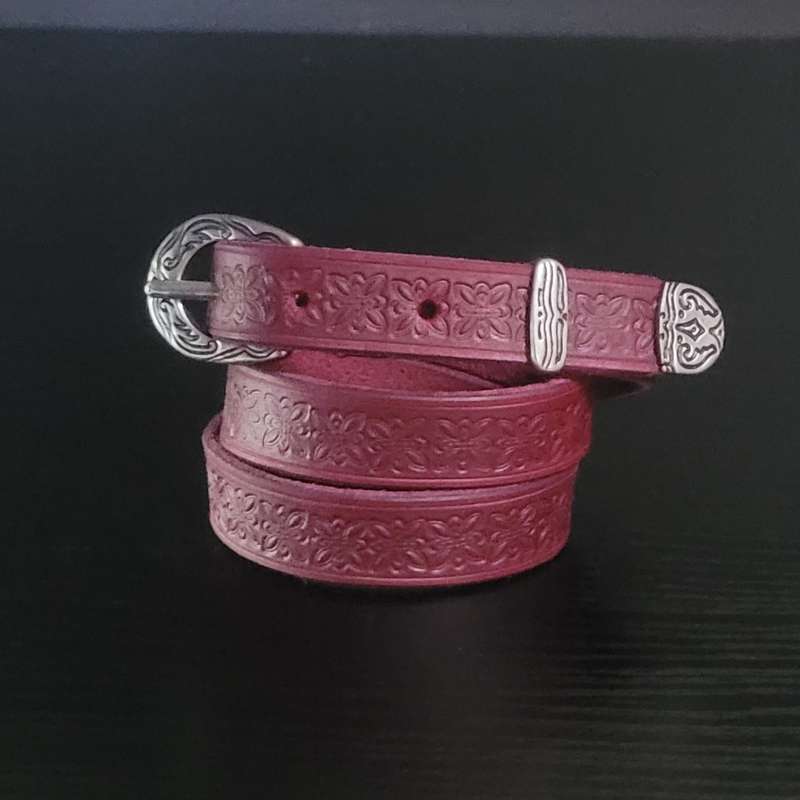 Ladies Belt, Full Grain Leather - Dark Pink - Size 28