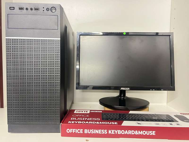 C250BS Mini Tower Case | Intel Core i7 Gen4 @ 2.0GHz |Gigabyte H81M-DS21150 Motherboard | 8GB DDR...