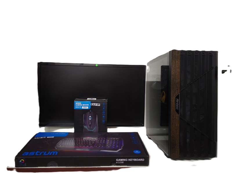 Medium Grinder iii Gaming PC | Intel Core i7- 4770 @ 3.0GB | Asus Z97 motherboard | 16GB DDR3 RAM...
