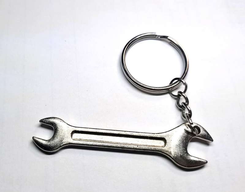 Metal Spanner keyring / keychain