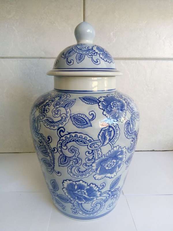 Vase - Blue Grey Pattern F Temple Vase With Lid