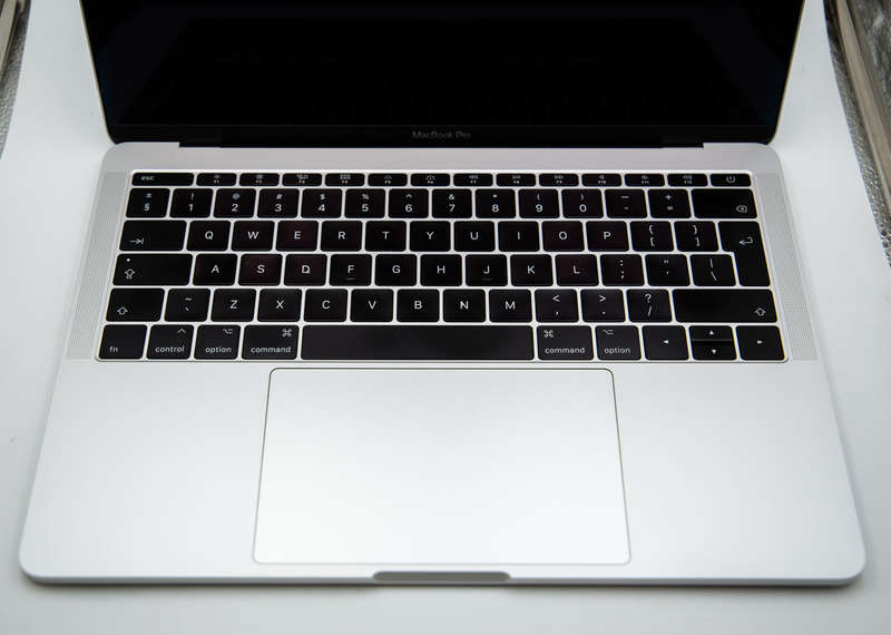 Apple MacBook Pro 13-Inch, A1708 2017 i5 Dual Core  - Grade C no.1