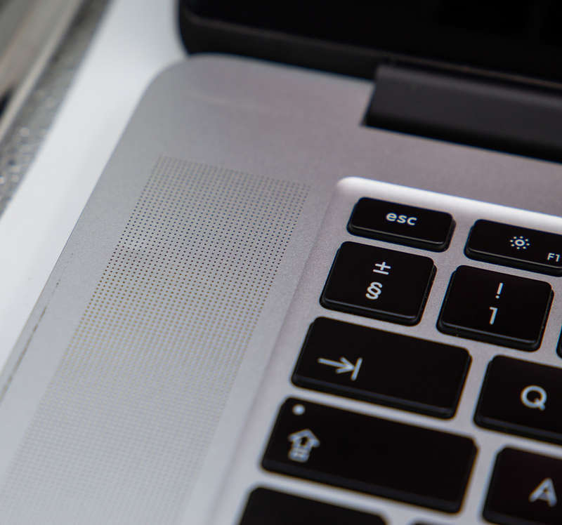Apple MacBook Pro 15-Inch, A1398 2015 i7 Quad Core  - Grade B