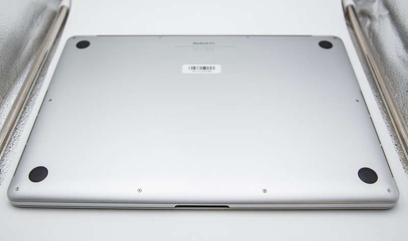 Apple MacBook Pro 15-Inch, A1398 2015 i7 Quad Core  - Grade B