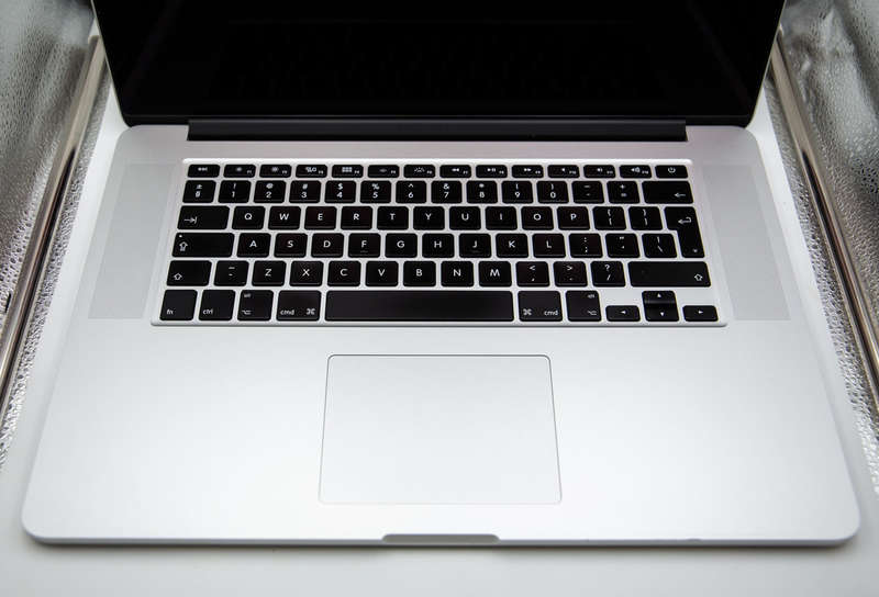 Apple MacBook Pro 15-Inch, A1398 Mid 2014 i7 Quad Core  - Grade C no. 1
