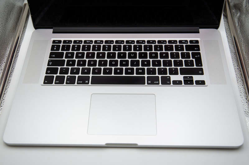 Apple MacBook Pro 15-Inch, A1398 Mid 2014 i7 Quad Core  - Grade C no. 2