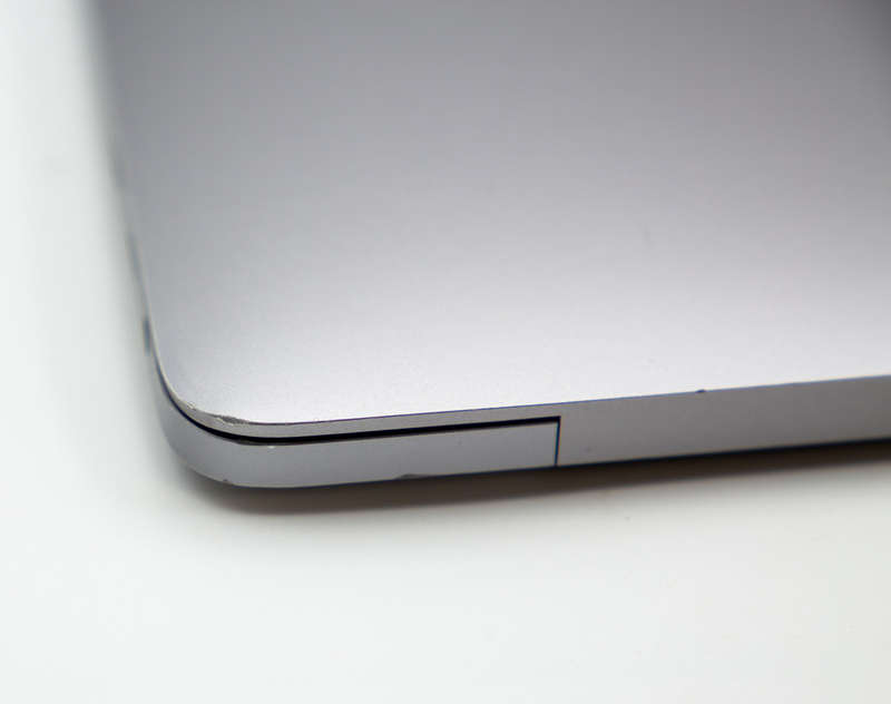 Apple MacBook Pro 15 Inch, A1707 2017 i7 Quad Core  - Grade C no.3
