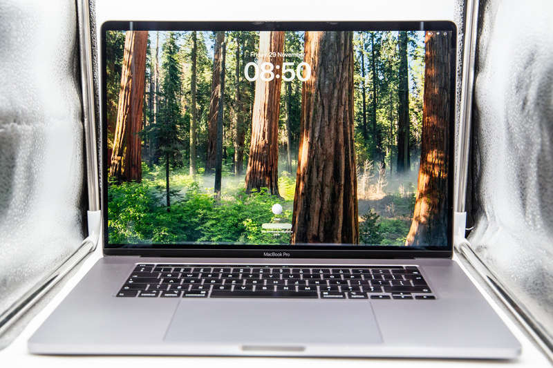 Apple MacBook Pro 16-inch, A2141 2019 i7 9th Gen  - Grade B