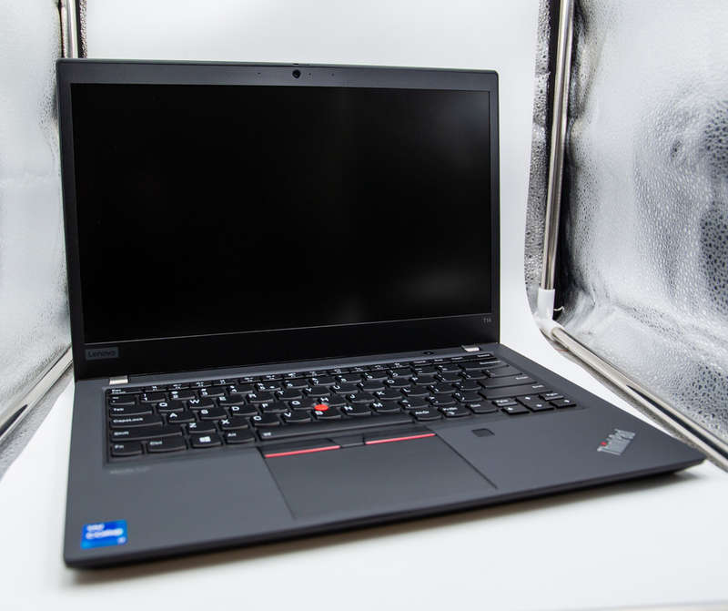 Lenovo ThinkPad T14 Gen 2i Type 20W0 i7 11th Gen 14" Laptop  - Grade B