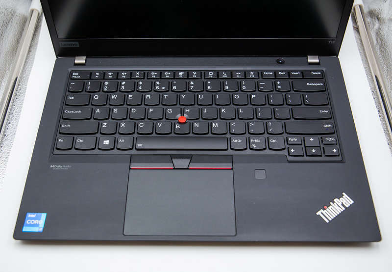 Lenovo ThinkPad T14 Gen 2i Type 20W0 i7 11th Gen 14" Laptop  - Grade B
