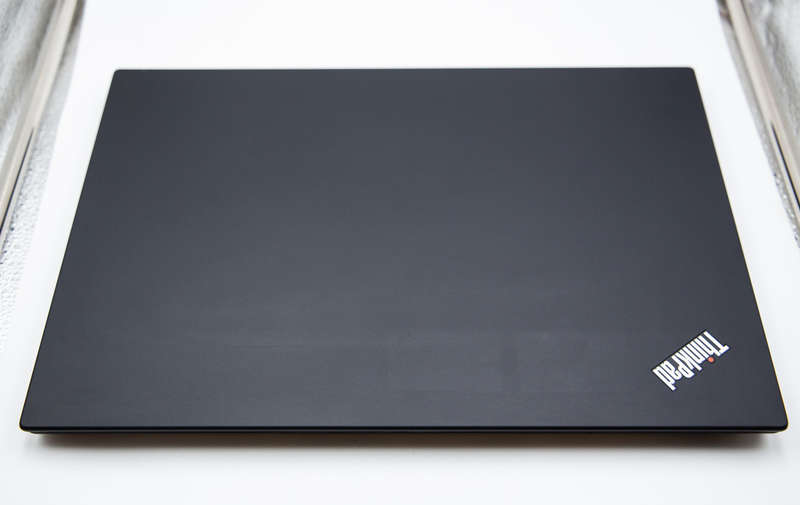Lenovo ThinkPad T14 Gen 2i Type 20W0 i7 11th Gen 14" Laptop  - Grade B