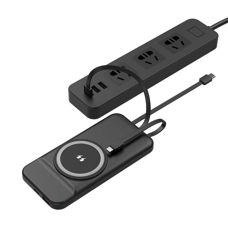 10,000Mah 15W Magnetic Wireless Power bank With Built In Charging Tables  Type-C & Lightning