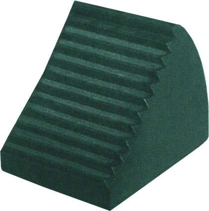 REINFORCED RUBBER WHEEL CHOCK 24 X 24 X 18CM