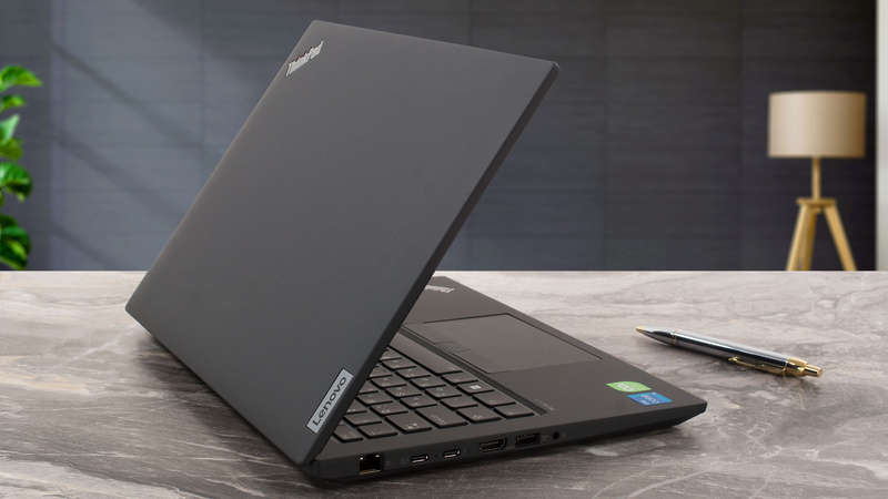 Lenovo ThinkPad P14s Gen 4 Intel i7 13th gen - 32GB DDR5 - 1TB SSD - 14` IPS - RTX 500 4GB - CPO