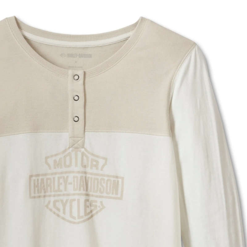 Women's Timeless Long Sleeve Henley - M