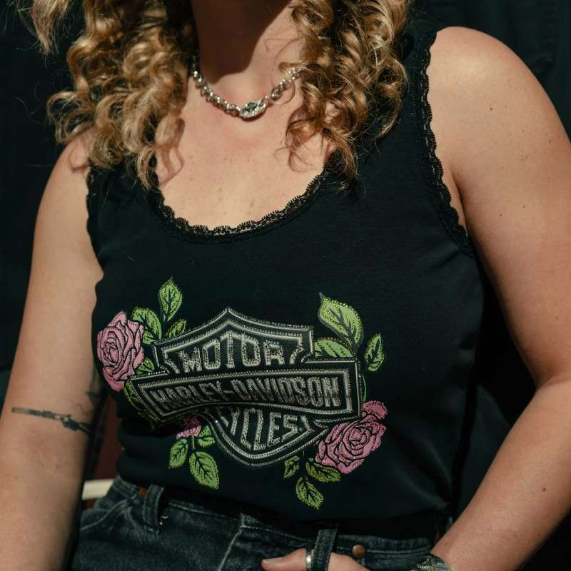 Rose & Thorn Bling Lace Trim Tank - XS