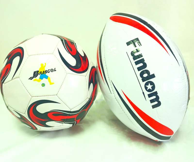 Set of 2 sports game balls | Rugby | Football size 5