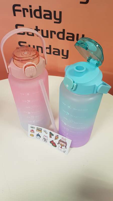 Giant motivational sport water bottle | Colour Graded | 2L | BLUE/ORANGE