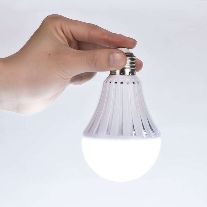B22 Bayonet Intelligent Load Shedding 5W Rechargeable Led Bulb x 3