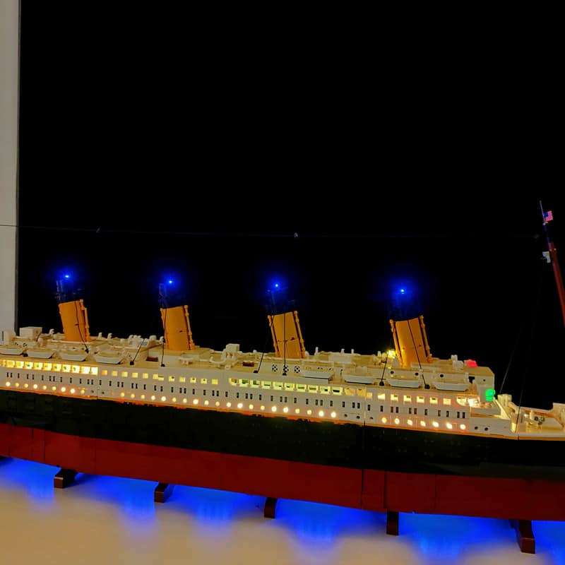 LEGO Rms Titanic Basic lighting kit #10294