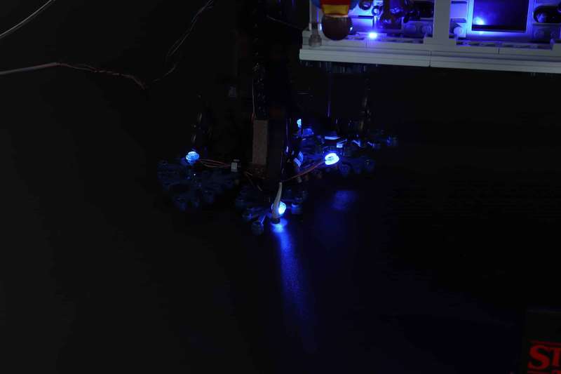 LEGO Stranger Things Upside Down Basic lighting kit #75810