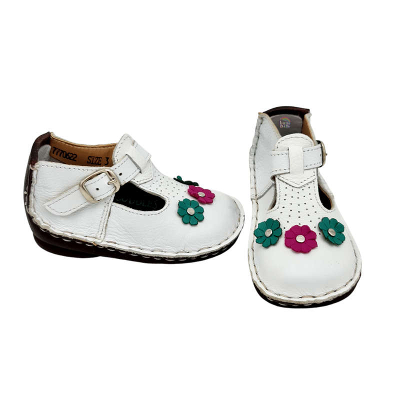 Cobbles - White and Cerise, Jade Flowers (2,3,5,6)