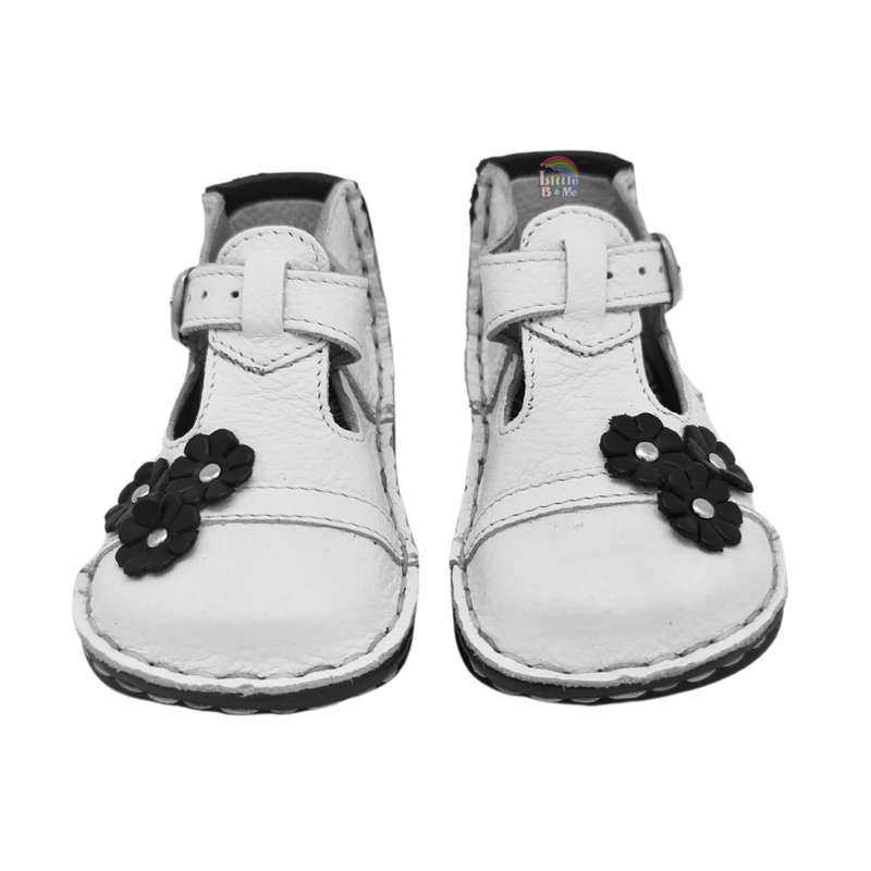 Cobbles - White with Black Flowers (2,3,4,5)