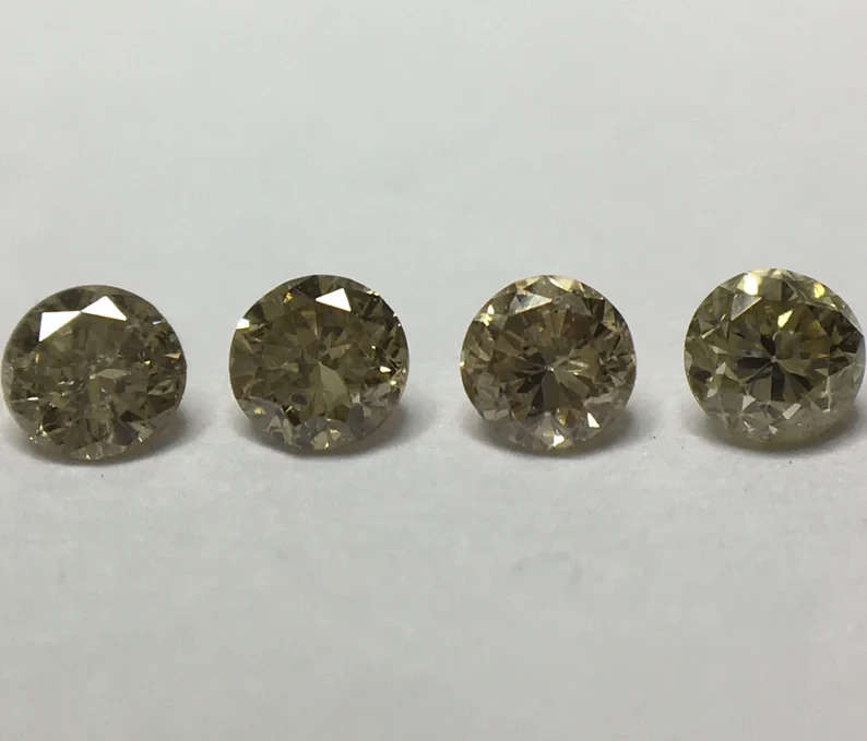 0.17 Ct 4 x Fancy Light Brown VS - i1 Round Brilliant Melee Diamonds