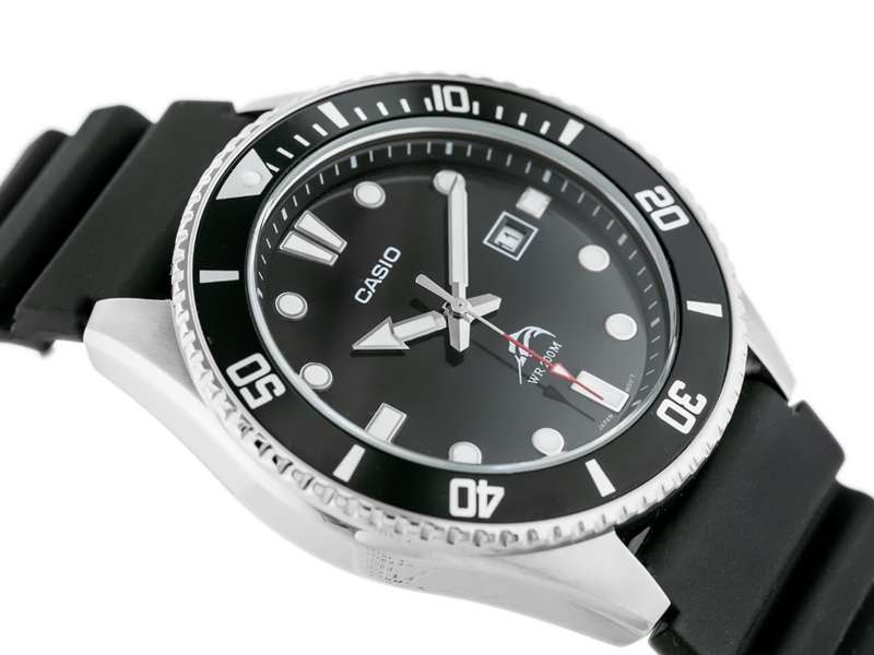 Casio Duro 200m Dive Watch (MDV106-1A)