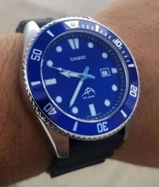 Casio Duro 200m Dive Watch (MDV106B-2AV)