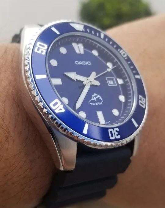 Casio Duro 200m Dive Watch (MDV106B-2AV)