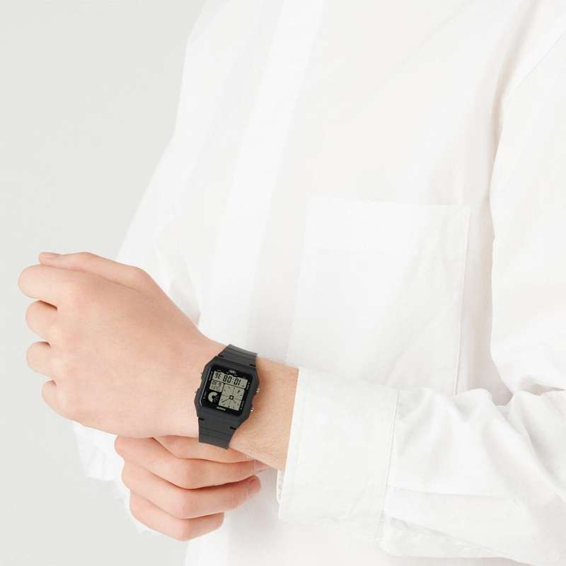Casio Retro Digital Watch (LF-20W-1A)