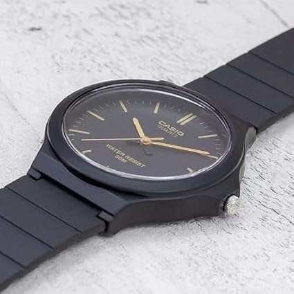 Casio Classic Quartz Watch with Resin Strap, Black, 21.45 (Model: MW-240-1E2VCF)