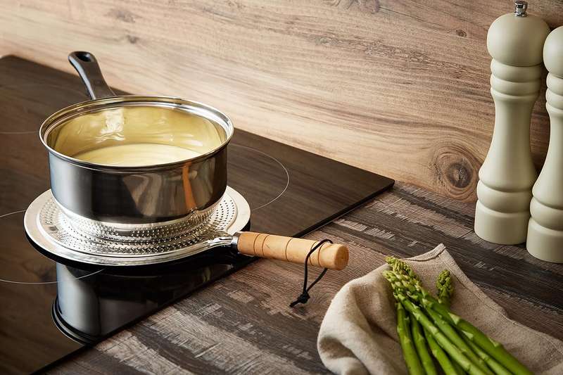 Heat Diffuser with wooden handle