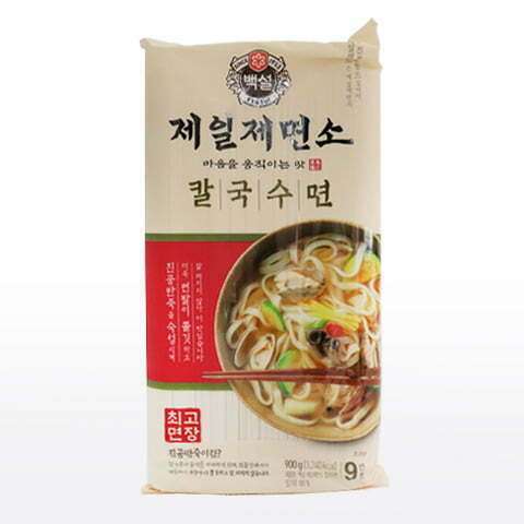 CJ Beksul Knife Cut Wheat Noodles (KalGukSu) 900g