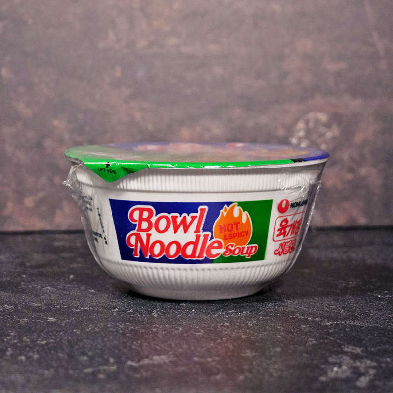 Nongshim Hot &amp; Spicy Bowl Noodle Soup 86g