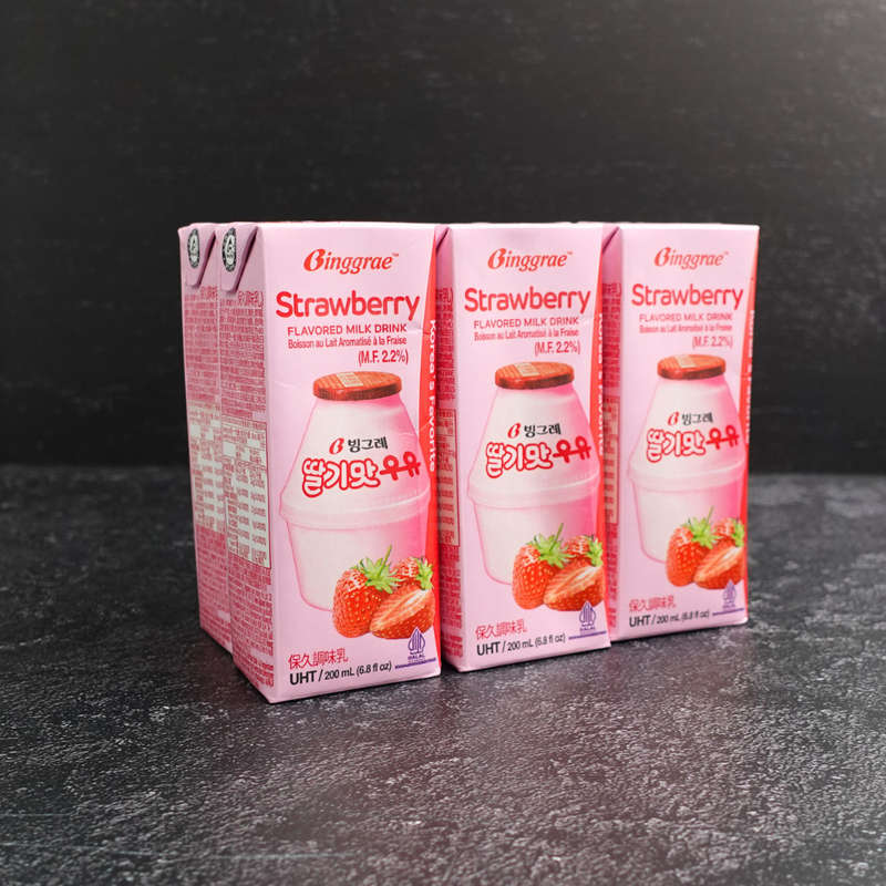 Binggrae Strawberry Milk (6x200ml)