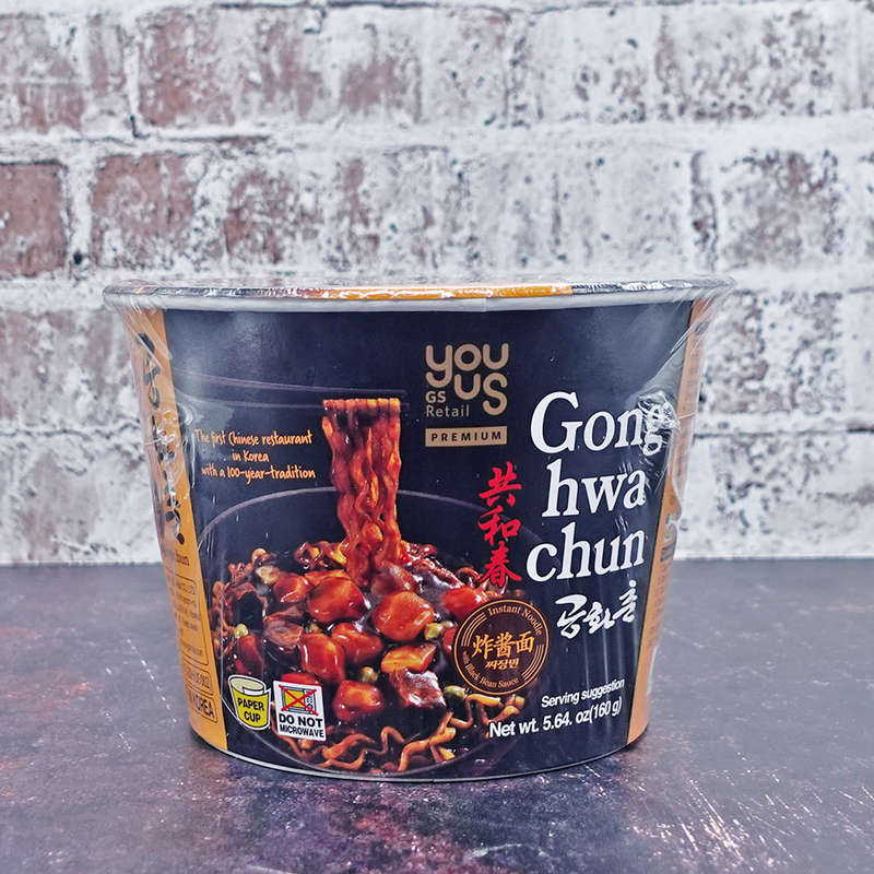 Youus Gonghwachun Jjajang (Black Bean Sauce) 160g