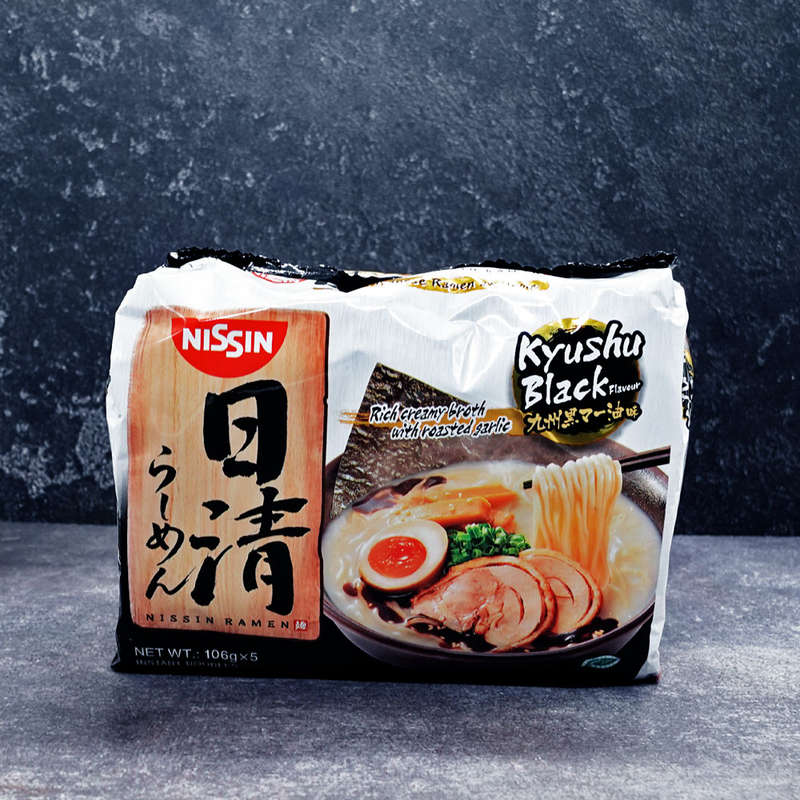 Nissin Ramen Kyushu Black (Roasted Garlic) 5 Pack 530g