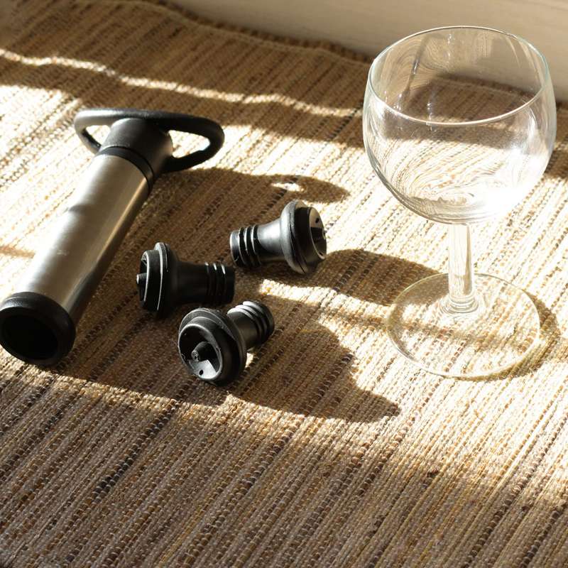 Kitchen Kult Vacuum Pump Wine Preserver with 4 Silicone Stoppers