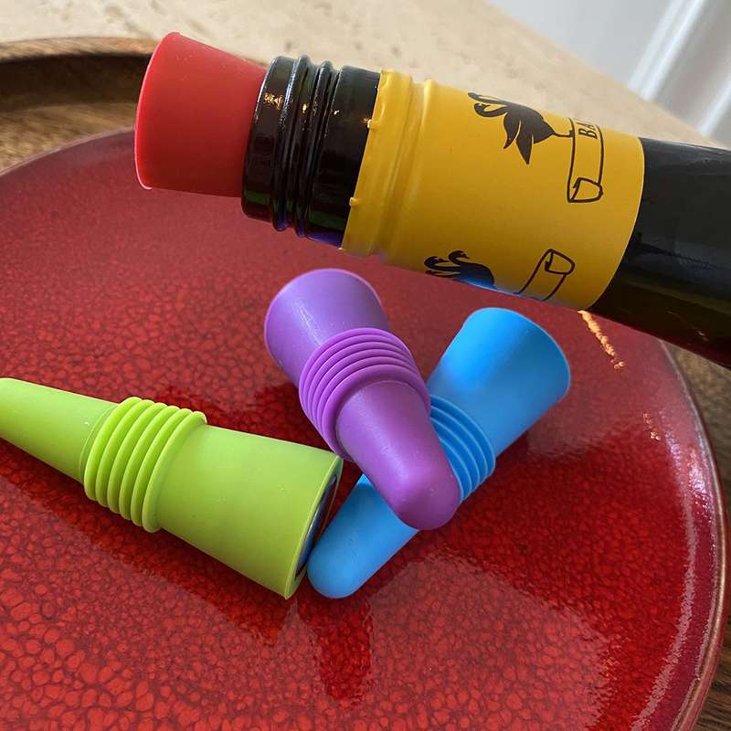 Kitchen Kult Silicone Wine Stoppers - Multiple Colours (Pack of 4)