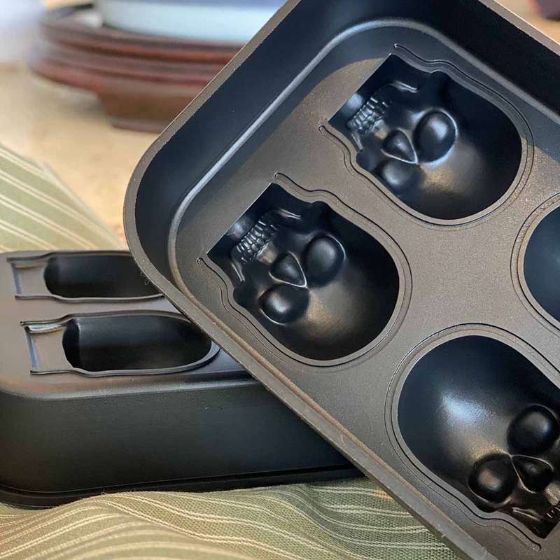 Kitchen Kult Skull Head Silicone Ice Tray - 4 Slots