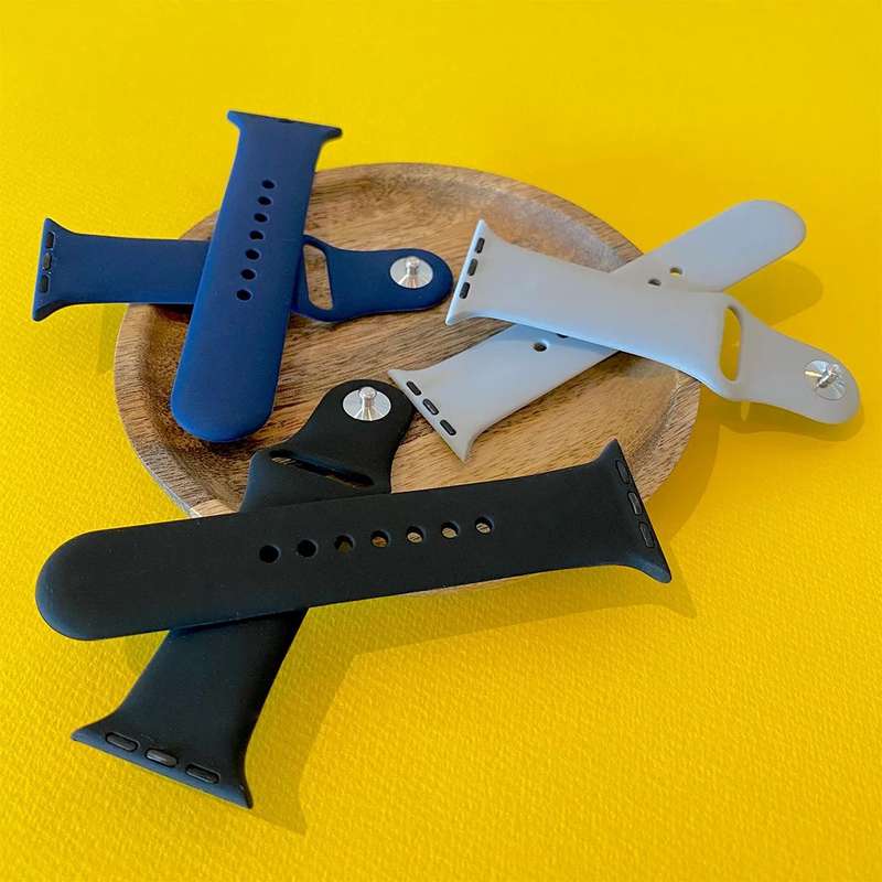 Zonabel 42/44/45mm Apple Watch Replacement Silicone Strap - Black