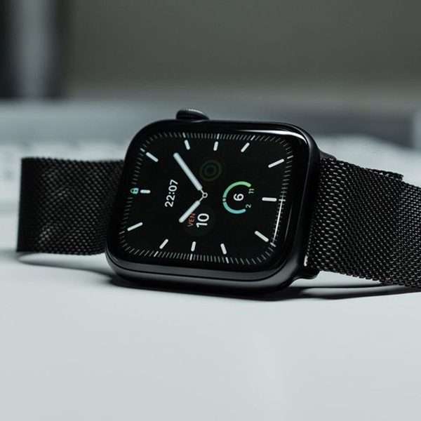 Zonabel 42/44/45mm Apple Watch Replacement Milanese Loop Strap - Black