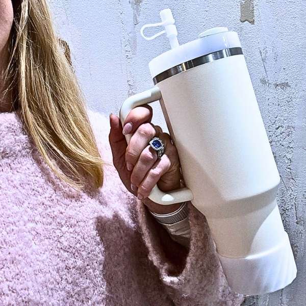 White Insulated S/Steel Tumbler with Protective Boot and Straw Cover - with White Accessories