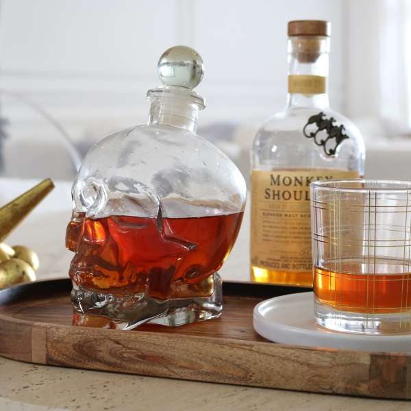 The Ultimate Whiskey Gift Set: Decanter, 2 x Glasses and Whiskey Stones