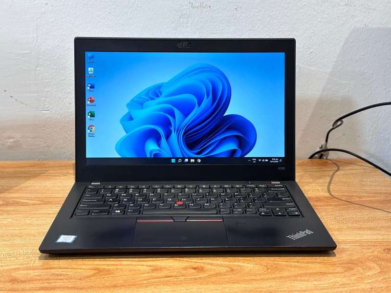 * Clearance Sale* Lenovo ThinkPad X280 Intel i5 8th gen, 8GB RAM, 256GB SSD