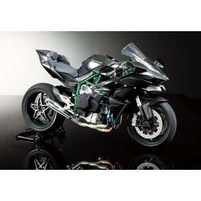 Tamiya Kawasaki Ninja H2R Motorcycle (1/12) picture