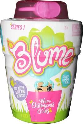 Blume Doll