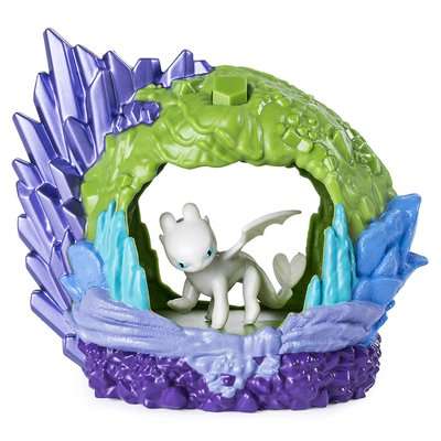 How to Train Your Dragon - Dragon Lair (Supplied May Vary)